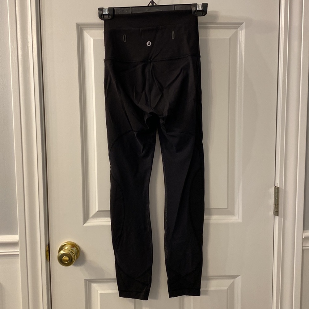 LULULEMON *Rare* Black Mesh Leggings - Picture 2 of 6